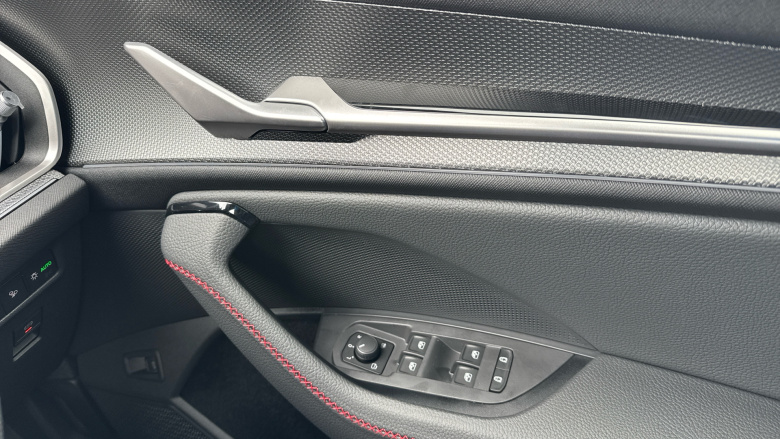 Skoda Kodiaq 2.0 TSI vRS 4X4 5dr DSG [7 Seat] Petrol Estate